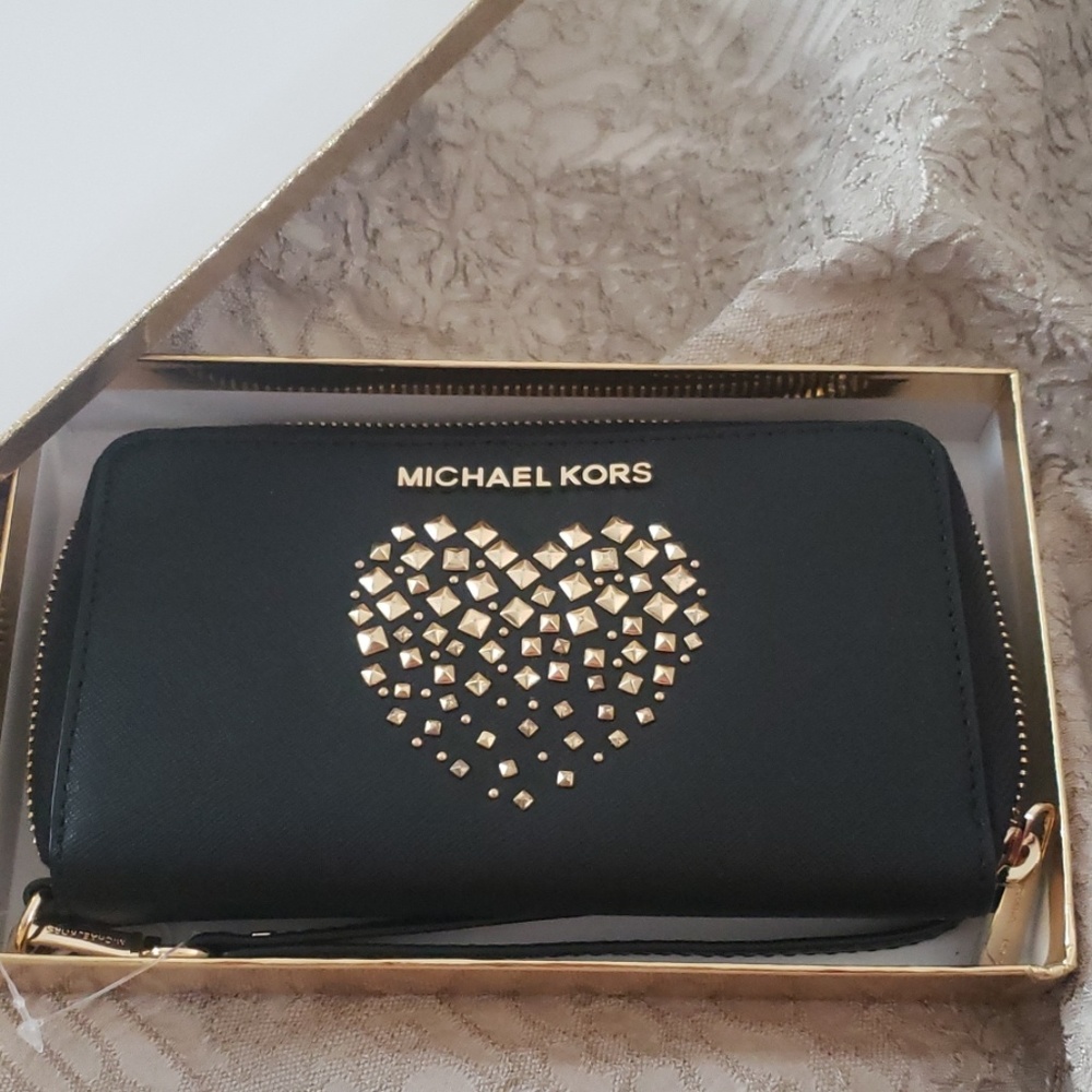MICHAEL KORS- NEW Black Wallet
